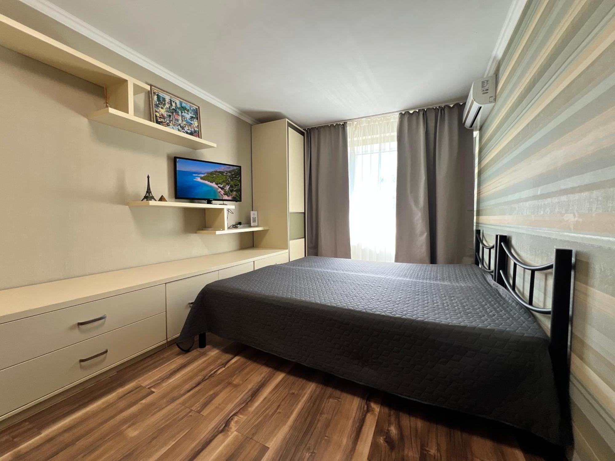 Seven Hotell Vyshneve Eksteriør bilde